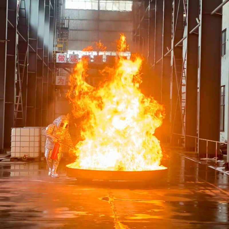 Uji coba lapangan lengkap & SXfirepro saka produk busa petugas pemadam kebakaran anyar